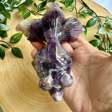 Load image into Gallery viewer, Chevron Amethyst Hand Carved Fish