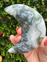Load image into Gallery viewer, Moss Agate Moon on Stand