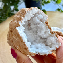 Load image into Gallery viewer, Quartz Geode from Morocco