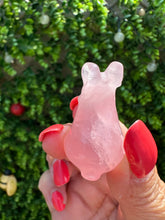 Load image into Gallery viewer, Rose Quartz Rabbit Carving