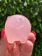 Load image into Gallery viewer, Rose Quartz Pig Carving