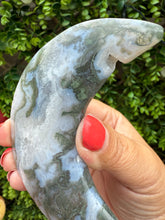 Load image into Gallery viewer, Moss Agate Moon on Stand