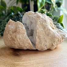 Load image into Gallery viewer, Quartz Geode from Morocco