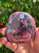 Load image into Gallery viewer, Rhodonite Freeform from Zimbabwe|Rhodonite Gallet