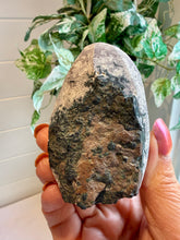 Load image into Gallery viewer, Amethyst Cut Base from Brazil