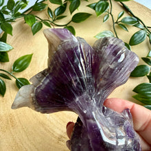 Load image into Gallery viewer, Chevron Amethyst Hand Carved Fish