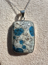 Load image into Gallery viewer, K2 Necklace set in 925 Silver