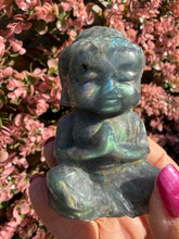 Load image into Gallery viewer, Labradorite Buddha