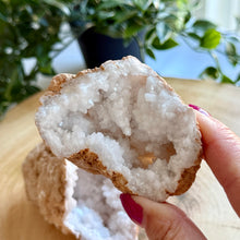Load image into Gallery viewer, Quartz Geode from Morocco