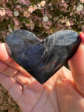 Load image into Gallery viewer, Hypersthene Heart with Stand