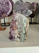 Load image into Gallery viewer, Amethyst Cut Base from Brazil