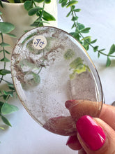 Load image into Gallery viewer, Smokey Quartz Flat Palm Stones