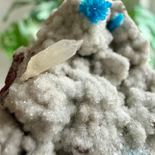 Load image into Gallery viewer, Blue Cavansite on Matrix from India