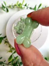 Load image into Gallery viewer, Green Aventurine Dog Bone Carving|Mini Crystals