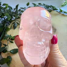 Load image into Gallery viewer, Stunning Rose Quartz Skull with Asterism