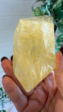 Load image into Gallery viewer, Golden Healer Freeform from Brazil
