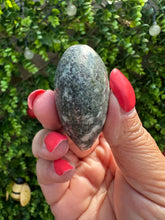 Load image into Gallery viewer, Preseli Bluestone Heart Carving|Polished Heart|Stonehenge