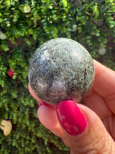 Load image into Gallery viewer, Preseli Bluestone Sphere 4cm|Stonehenge