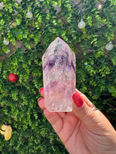 Load image into Gallery viewer, Phantom Amethyst Point
