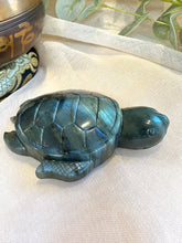 Load image into Gallery viewer, Labradorite Turtle|Labradorite Turtle Carving|Flashy|Natural Labradorite|Crystal Healing|Ethically Sourced|Crystal Carving
