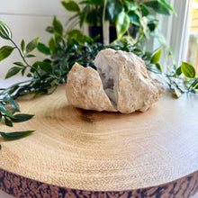 Load image into Gallery viewer, Quartz Geode from Morocco
