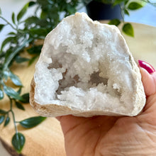 Load image into Gallery viewer, Quartz Geode from Morocco

