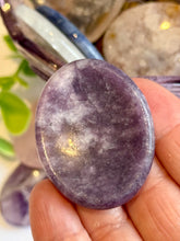 Load image into Gallery viewer, Crystal Worry Stones|Thumb Stones
