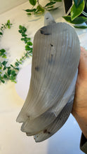 Load image into Gallery viewer, Hand Carved Agate Eagle with Amethyst
