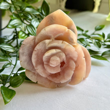 Load image into Gallery viewer, Flower Agate Flower Carving
