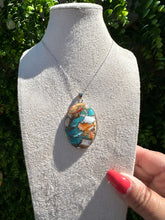 Load image into Gallery viewer, Oyster Mohave Turquoise Necklace (925 Silver) with 18” fine Silver Trace Chain
