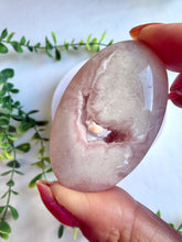 Load image into Gallery viewer, Pink Amethyst Palm Stones
