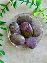 Load image into Gallery viewer, Atlantisite Mini Palm Stones|Pocket Stones
