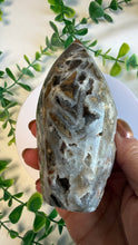 Load image into Gallery viewer, Sphalerite Flame|Freeform
