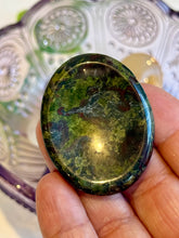 Load image into Gallery viewer, Crystal Worry Stones|Thumb Stones
