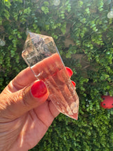 Load image into Gallery viewer, Smokey Quartz Vogel with 12 Sides
