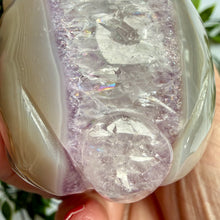 Load image into Gallery viewer, Hand Carved Amethyst Agate Rabbit|Bunny
