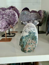 Load image into Gallery viewer, Amethyst Cut Base from Brazil
