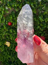 Load image into Gallery viewer, Phantom Amethyst Point
