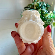 Load image into Gallery viewer, Sparkly White Jade Marble Dragon Turtle Sphere Holders
