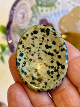 Load image into Gallery viewer, Crystal Worry Stones|Thumb Stones
