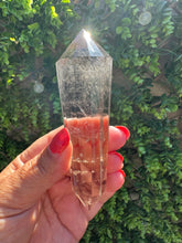 Load image into Gallery viewer, Smokey Quartz Vogel with 12 Sides
