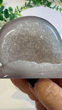 Load image into Gallery viewer, Druzy Agate Snail Carving (Jean)
