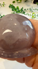 Load image into Gallery viewer, Druzy Agate Snail Carving (Jean)

