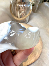 Load image into Gallery viewer, Orca Agate Turtle Carving|Natural Orca Agate|Crystal Carving|Consciously Sourced Crystals
