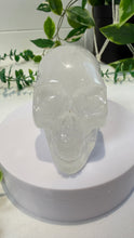 Load image into Gallery viewer, Quartz Skull (Maeve)
