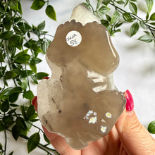 Load image into Gallery viewer, Hand Carved Agate Rabbit|Bunny
