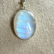 Load image into Gallery viewer, Moonstone Oval Necklace in 925 Silver with 18” Silver Trace Chain
