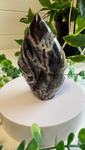 Load image into Gallery viewer, Sphalerite Flame|Freeform
