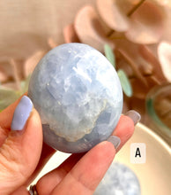 Load image into Gallery viewer, Blue Calcite Palmstones|Consciously Sourced|Palms
