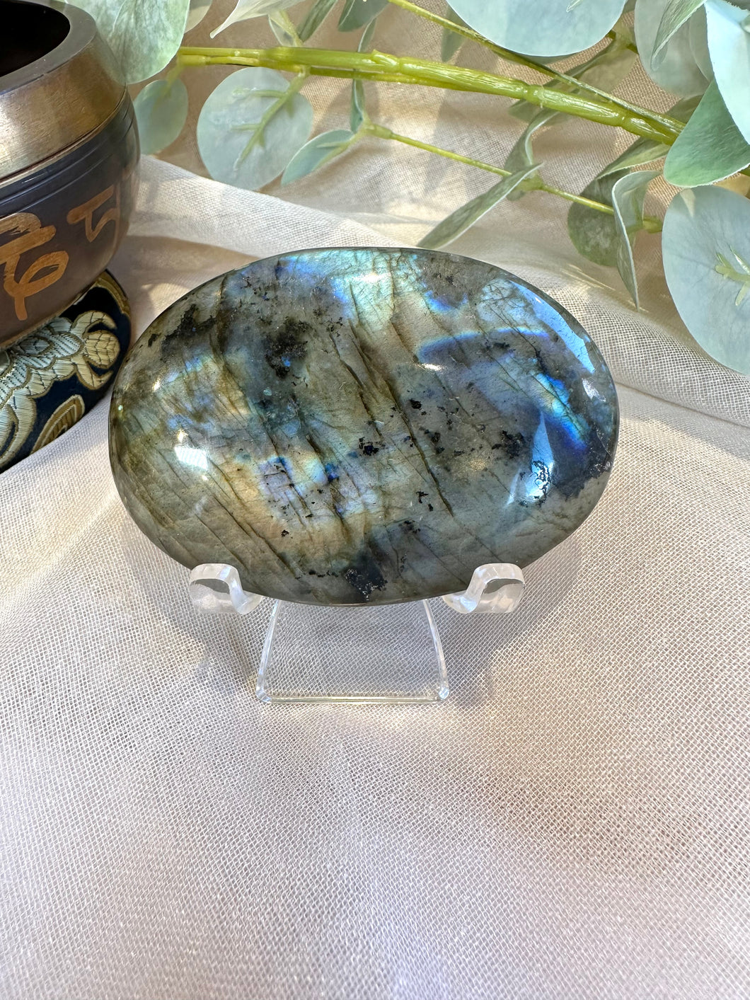 Labradorite Gallet|Labradorite Palm Stone|Flashy|Natural Labradorite|Crystal Healing|Ethically Sourced